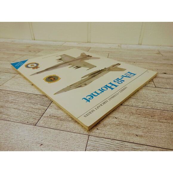 F/A-18 Hornet Osprey Combat Aircraft Series by Lindsay Peacock 1986‎ #2 PB - Picture 9 of 9